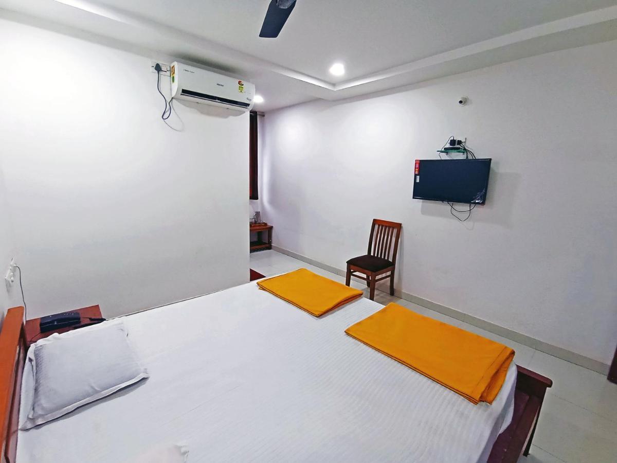 Staymaker Shri Shakti Residency Hubli Ngoại thất bức ảnh