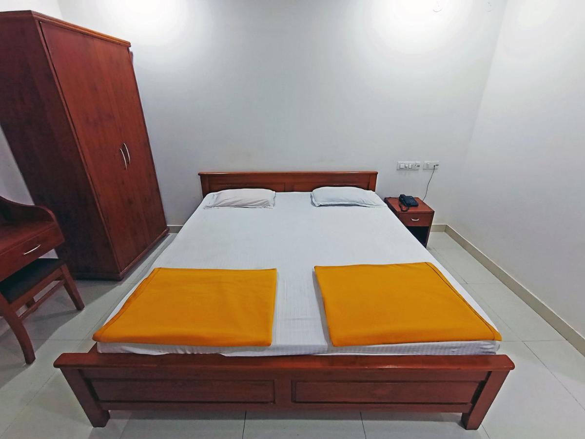 Staymaker Shri Shakti Residency Hubli Ngoại thất bức ảnh