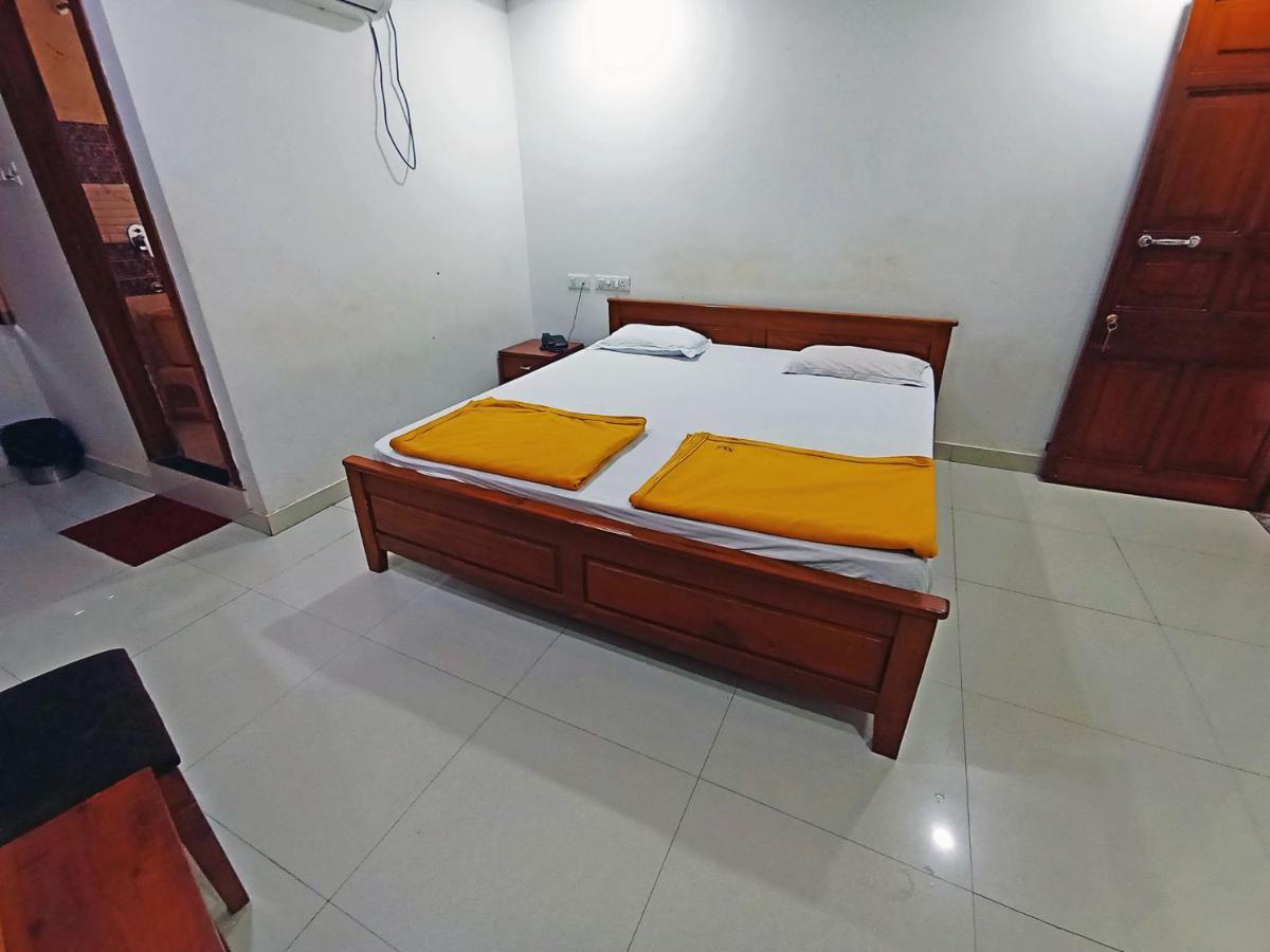 Staymaker Shri Shakti Residency Hubli Ngoại thất bức ảnh