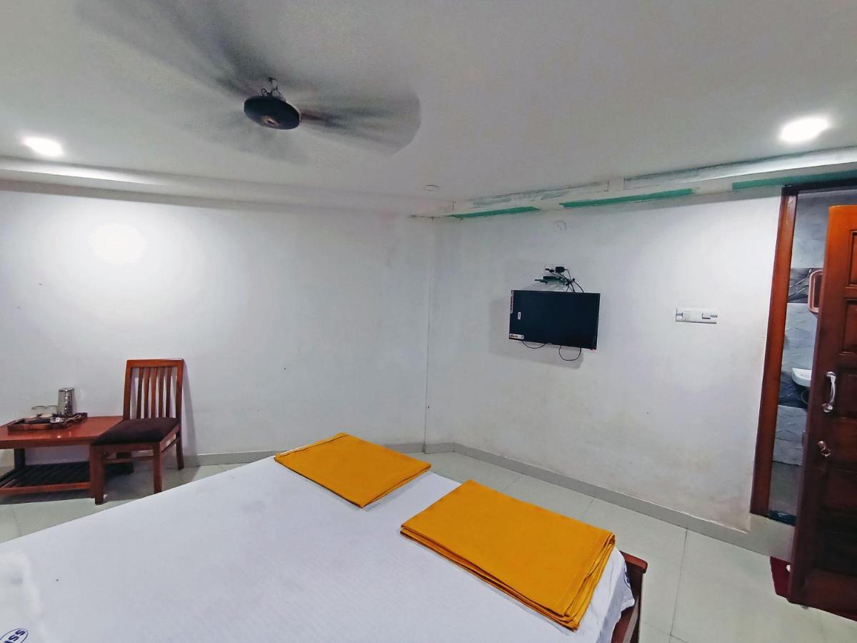 Staymaker Shri Shakti Residency Hubli Ngoại thất bức ảnh