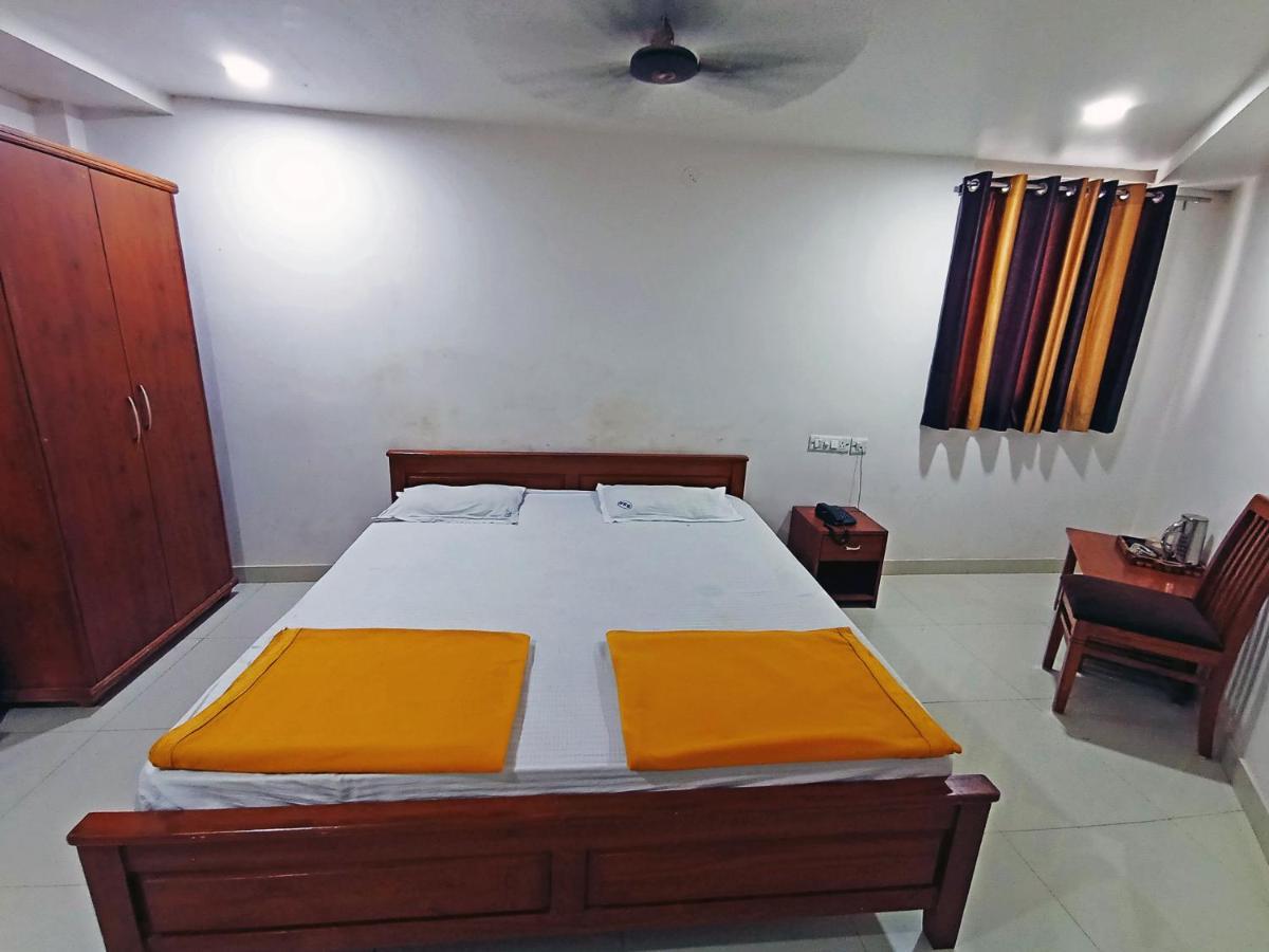 Staymaker Shri Shakti Residency Hubli Ngoại thất bức ảnh