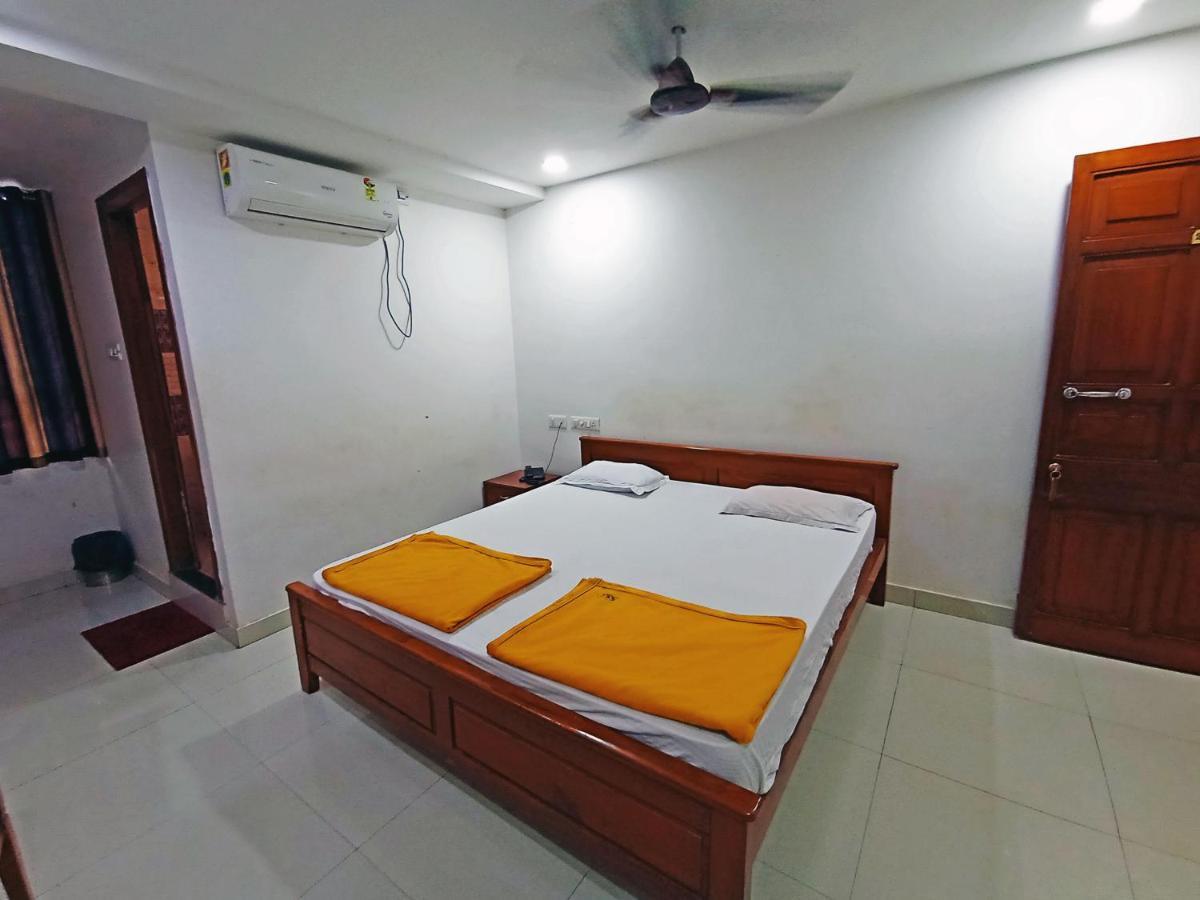 Staymaker Shri Shakti Residency Hubli Ngoại thất bức ảnh