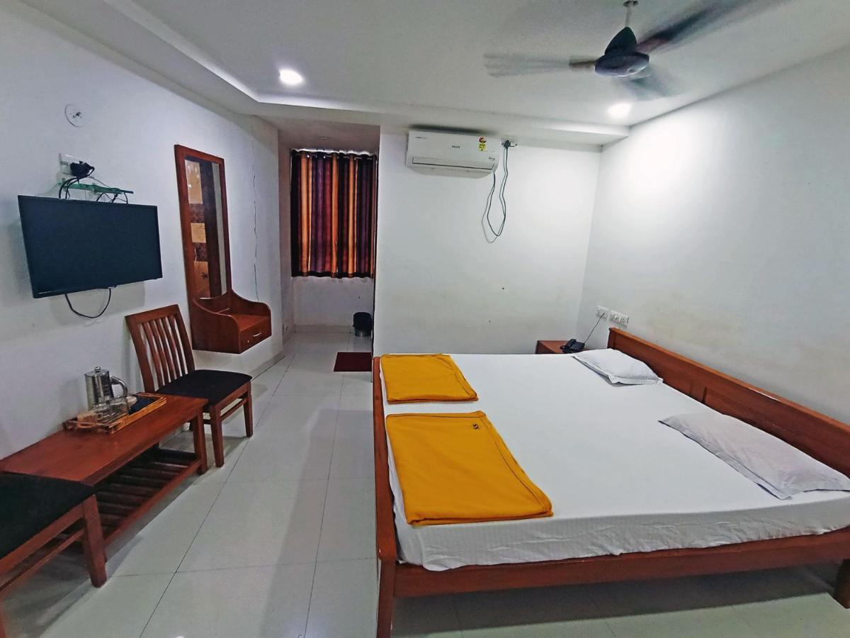 Staymaker Shri Shakti Residency Hubli Ngoại thất bức ảnh