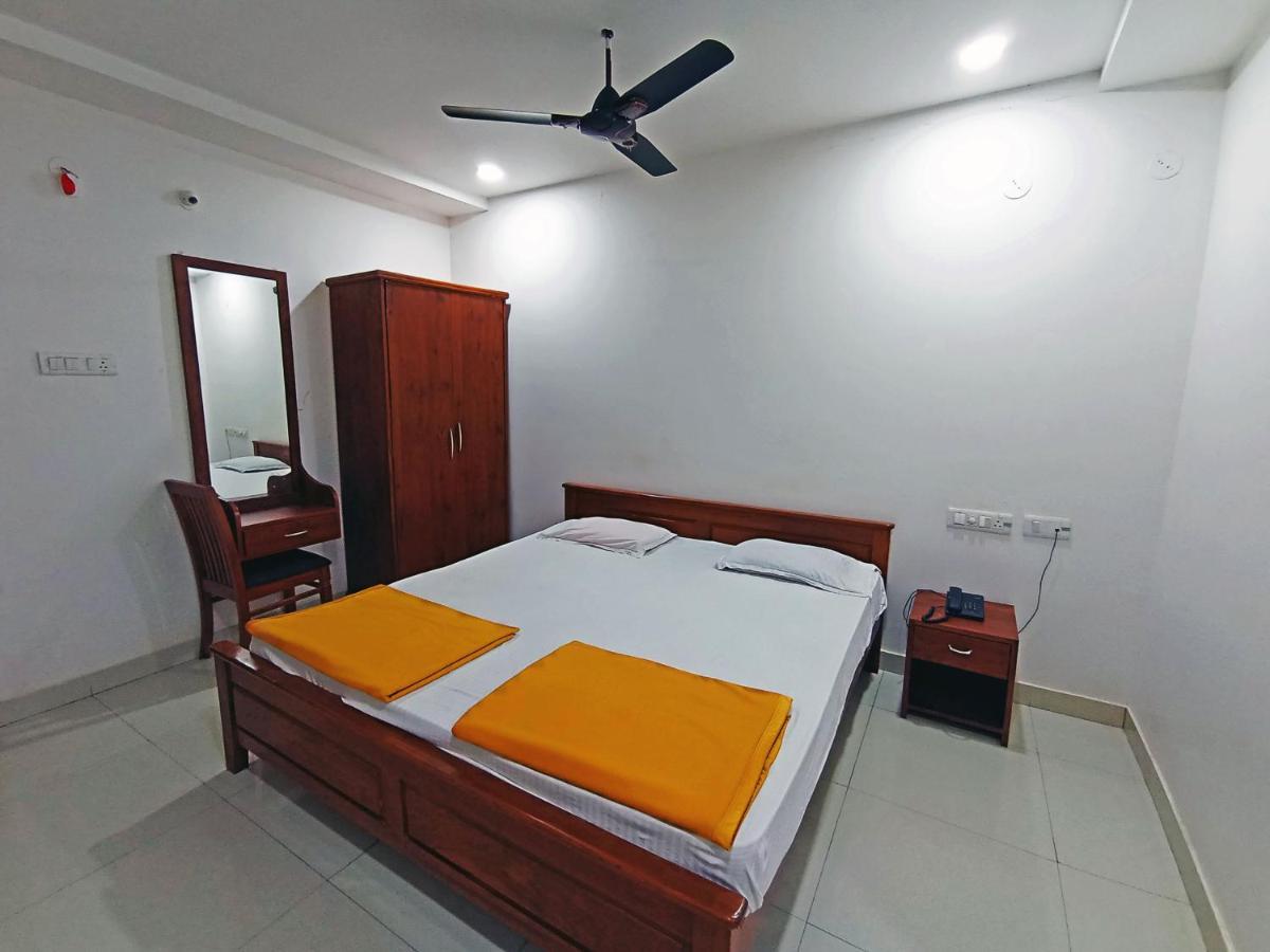 Staymaker Shri Shakti Residency Hubli Ngoại thất bức ảnh