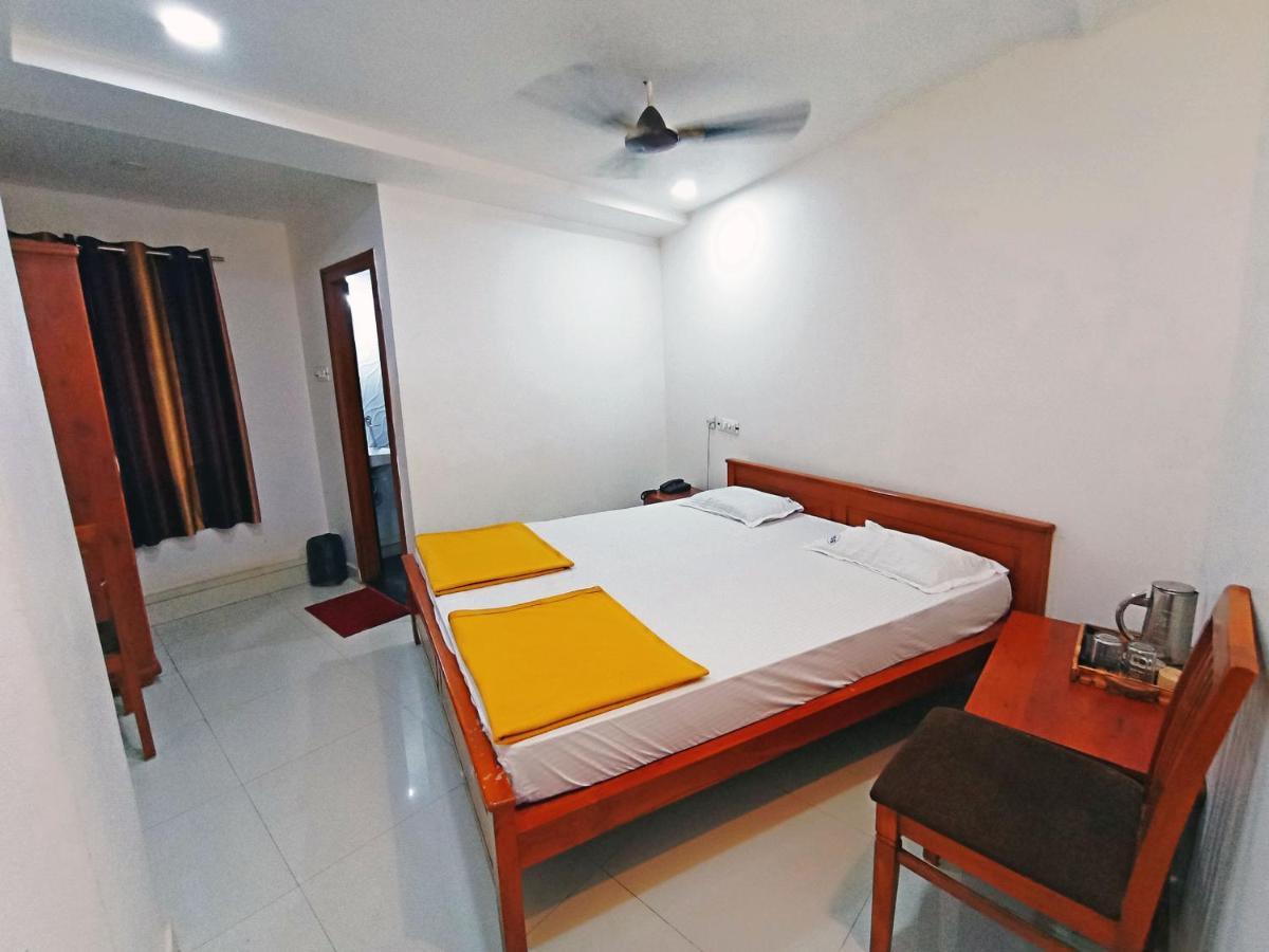 Staymaker Shri Shakti Residency Hubli Ngoại thất bức ảnh