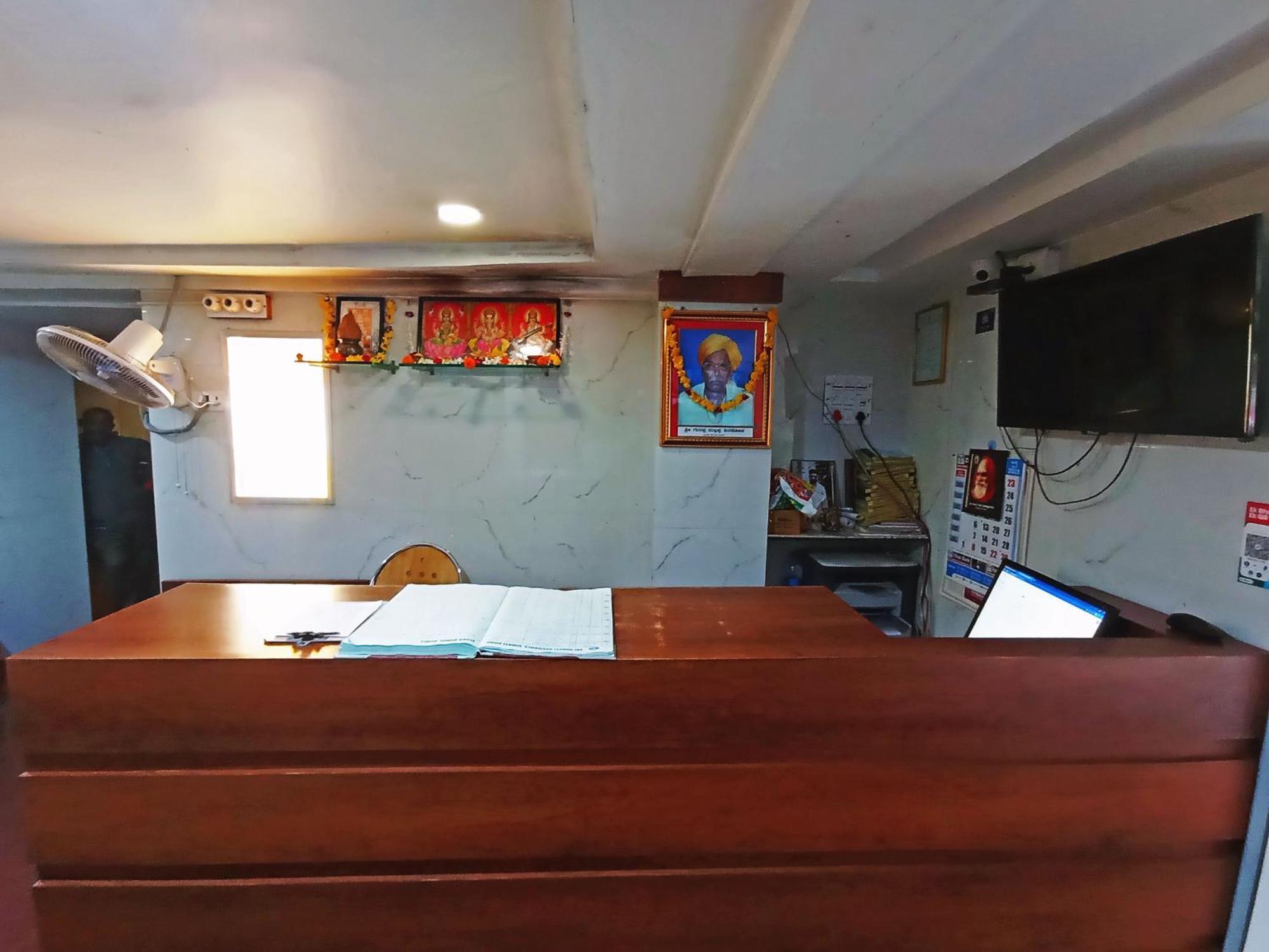 Staymaker Shri Shakti Residency Hubli Ngoại thất bức ảnh
