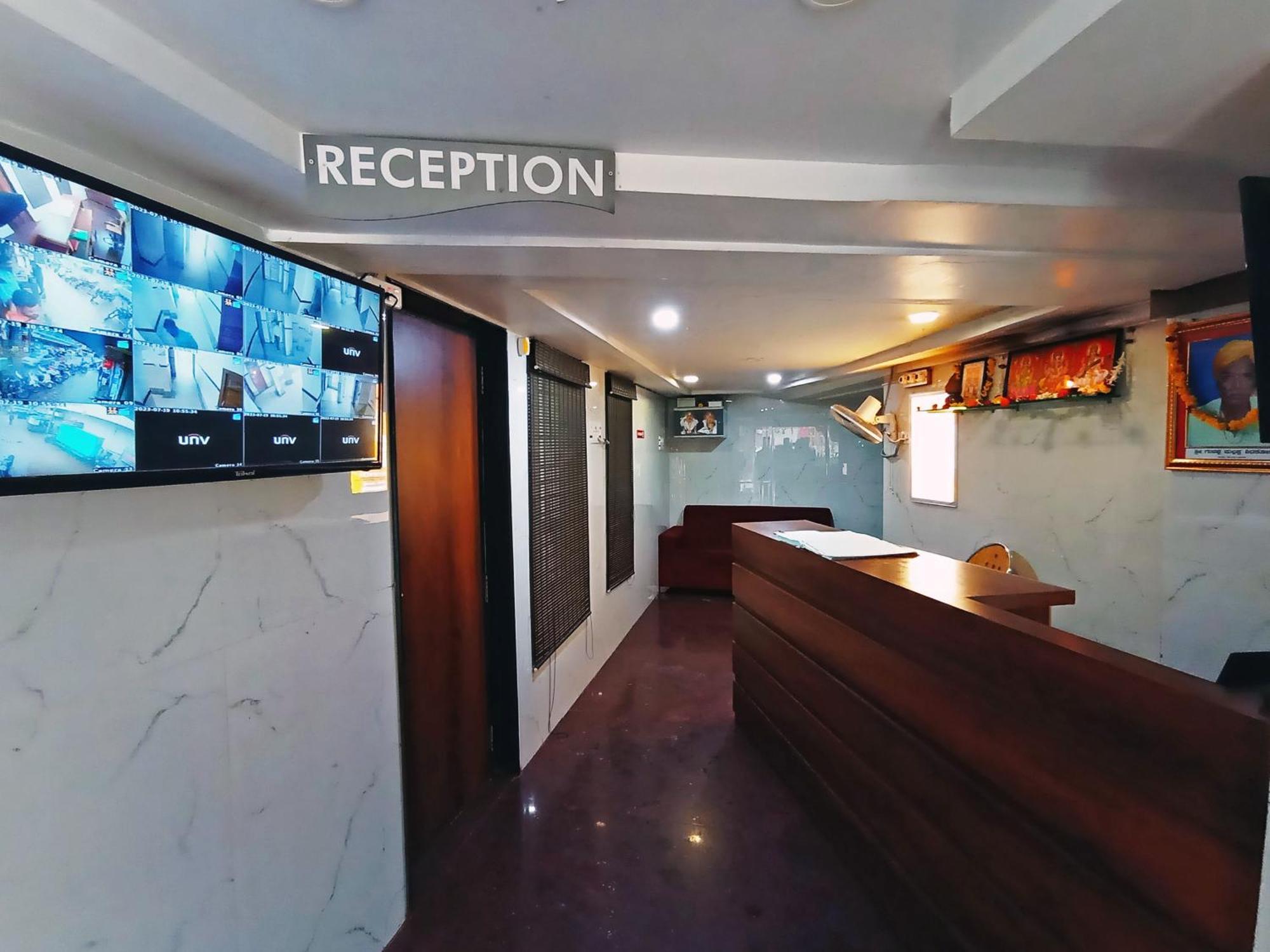 Staymaker Shri Shakti Residency Hubli Ngoại thất bức ảnh